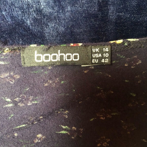 Boohoo Mini Dress - Picture 2 of 3